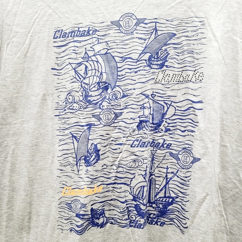 2/$20 Y2K Grey & Blue Clambake Graphic Top Tee T-shirt Size: Small